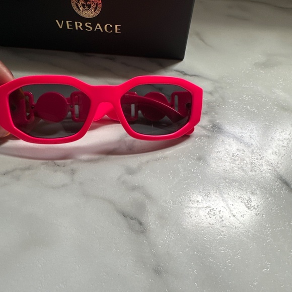 Sunglasses main image 5